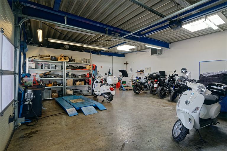 Auslieferung Zweirad-Center