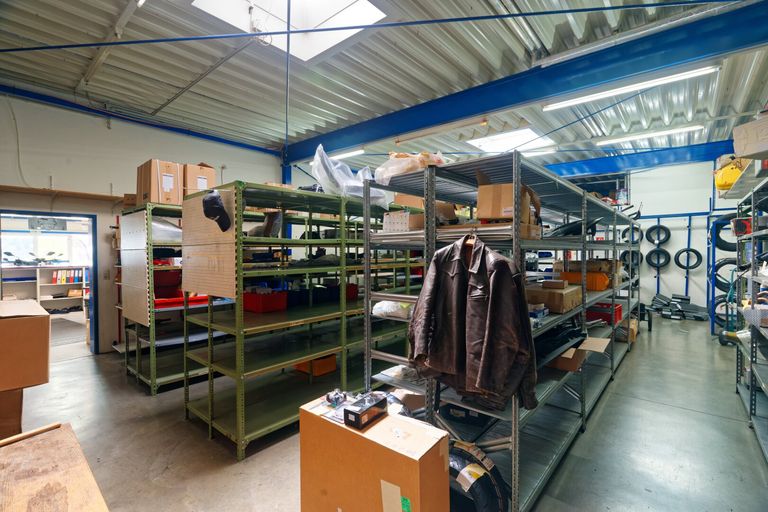 Lager Zweirad-Center