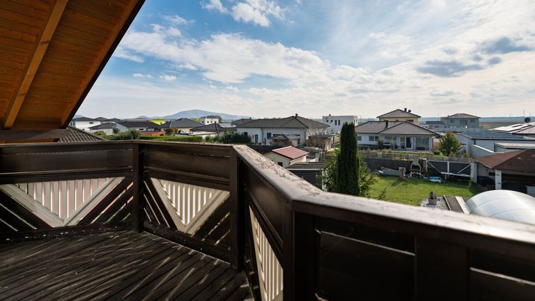 Balkon Obergeschoss (Zugang aus Zimmer 2 & 3)