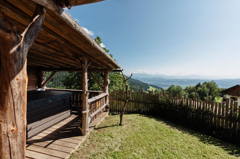 Whirlpool mit Garten