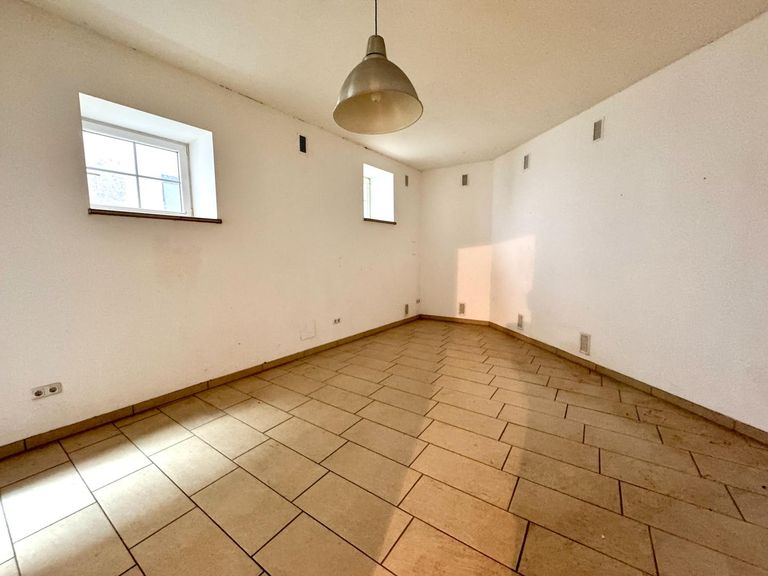 Verkaufsraum 3 oder Büro