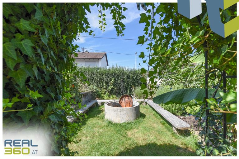 Grillplatz mit Feuerstelle