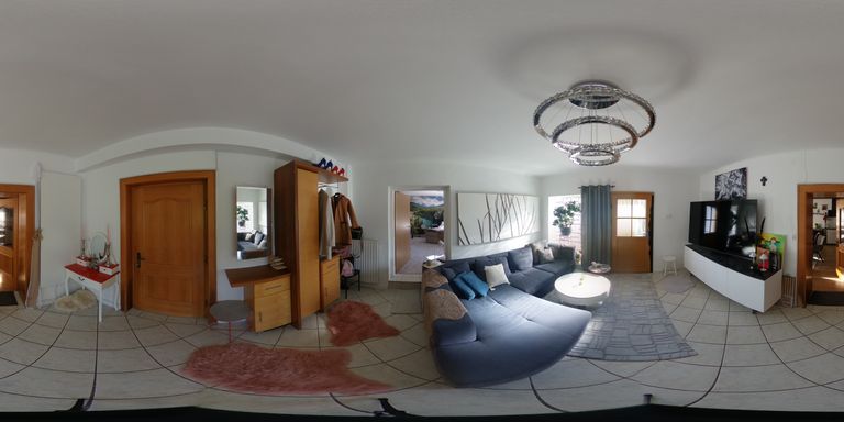 360° Wohnbereich und Eingang