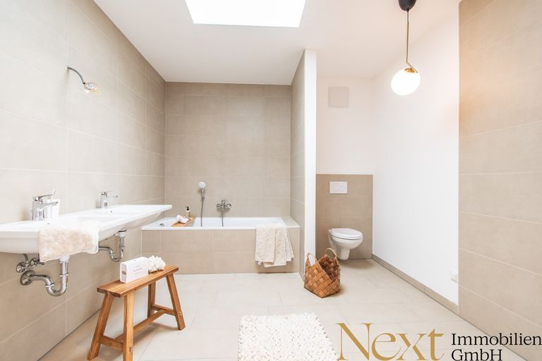 Musterfoto Badezimmer - Mustermöblierung