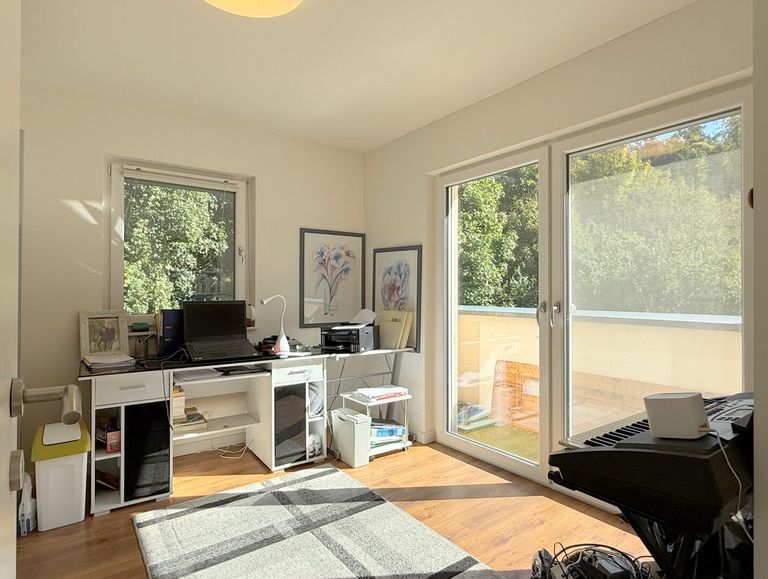 Obergeschoss - Arbeitszimmer mit Balkonzugang
