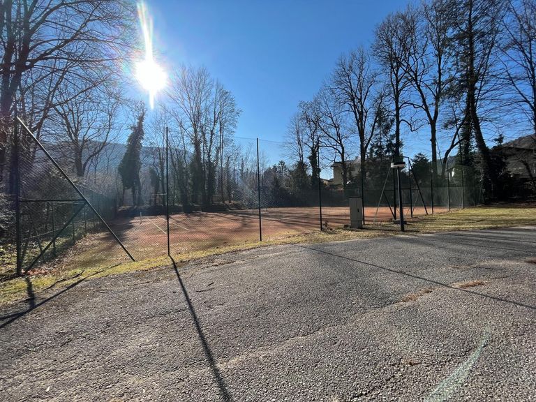 Tennisplatz im Schlosspark