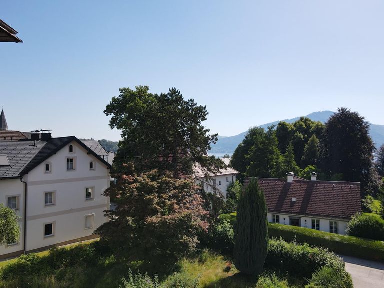 Aufnahme eingemessen auf Höhe der Loggia / Balkon