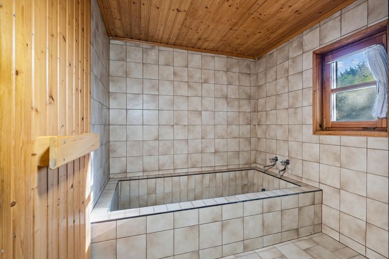 25 EFH 2103 - Kältebecken