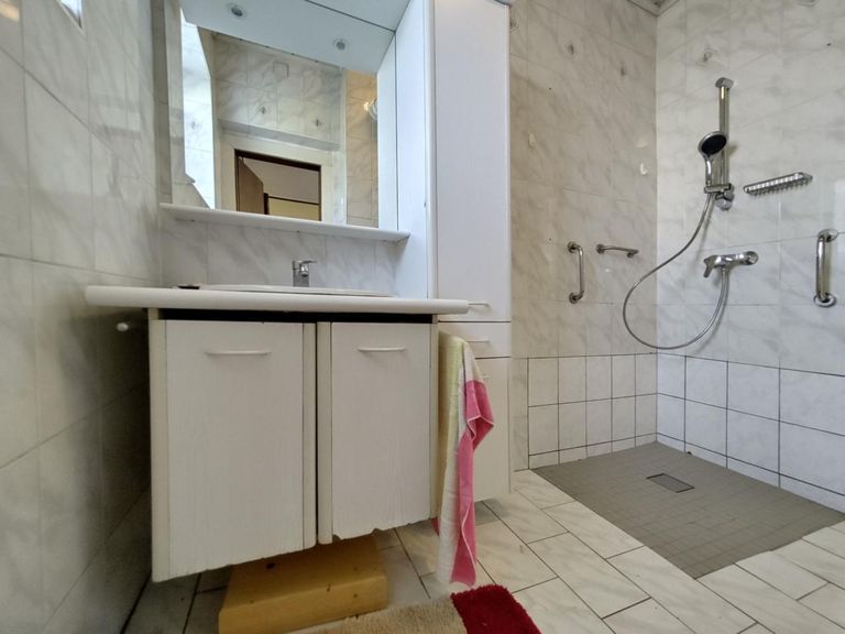 Dusche