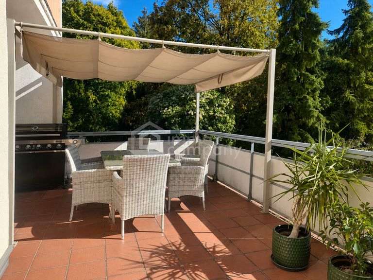 große Terrasse