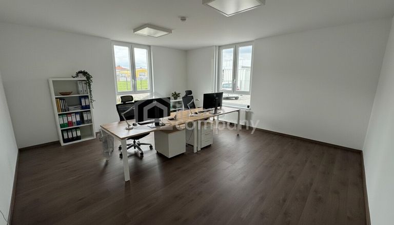 Büro 1