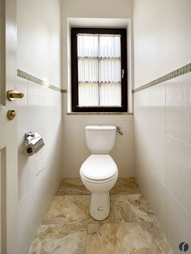WC im EG