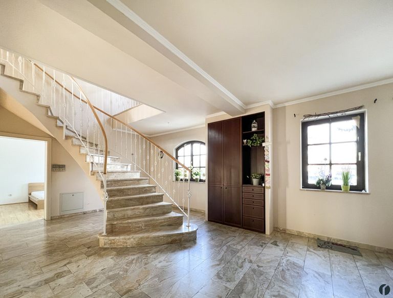 Große Eingangshalle