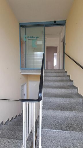 Stiegenhaus mit gemeinsamen Eingang