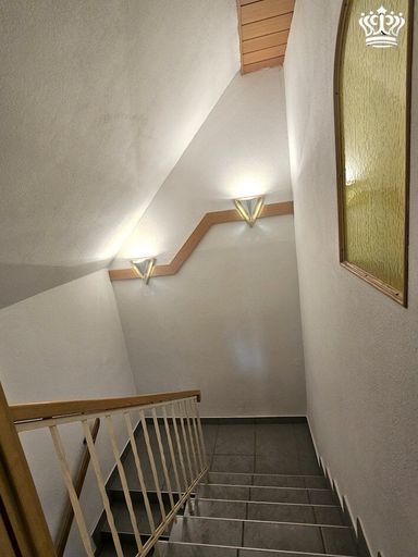 Aufgang ins 1.OG