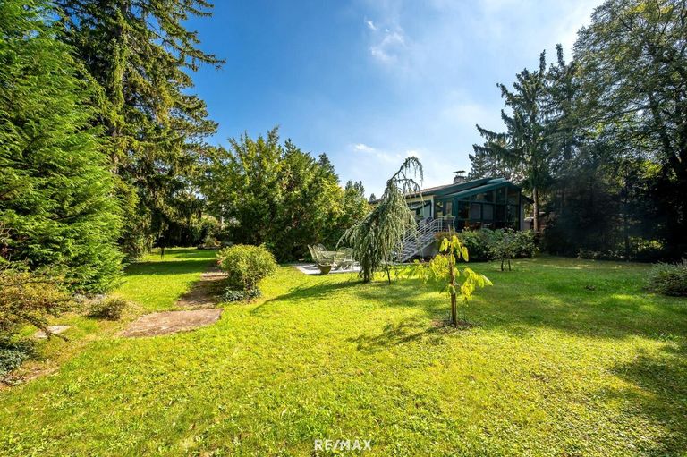 Uneinsehbares Traumgrundstück