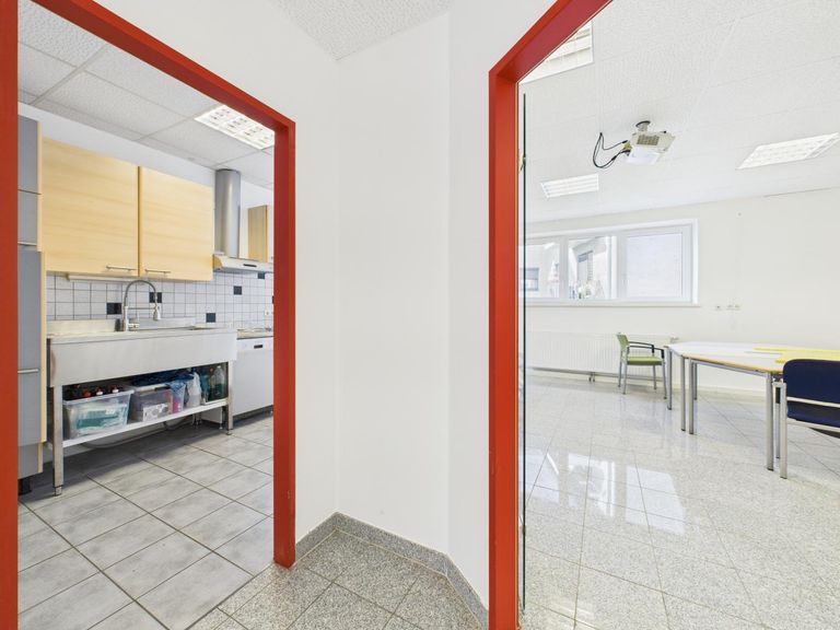 Bürofläche OG 10