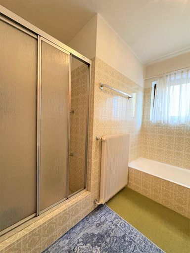 Badezimmer Erdgeschoß