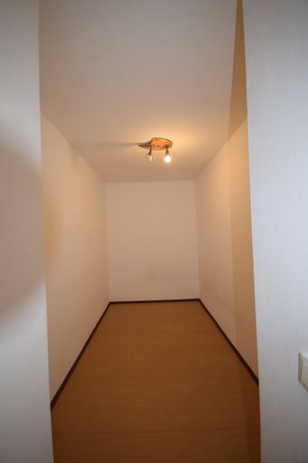 Abstellraum - Große 2,5 Zimmer Wohnung mit Loggia Miete Bergheim Salzburg