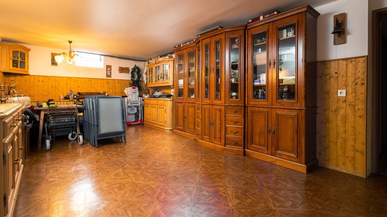 Keller großes Stüberl