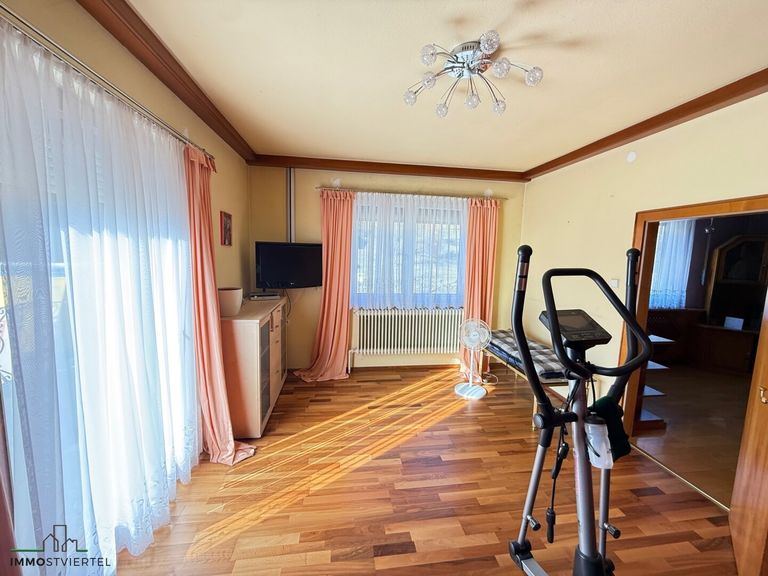 Zimmer im OG mit Terrassenzugang