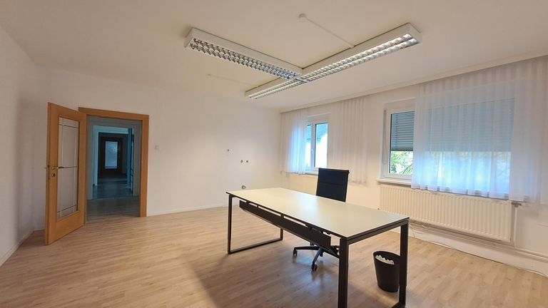 3. Raum mit Küchenanschlüssen