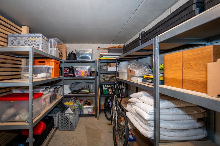 Großes Kellerabteil