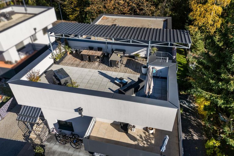 Sonnige Dachterrasse