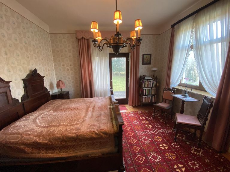 08 Schlafzimmer