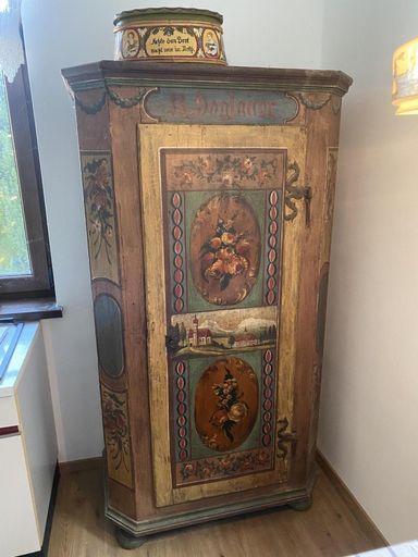 14 Bauernschrank