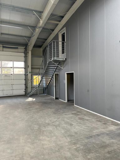 Aufgang zu Mitarbeiterraum