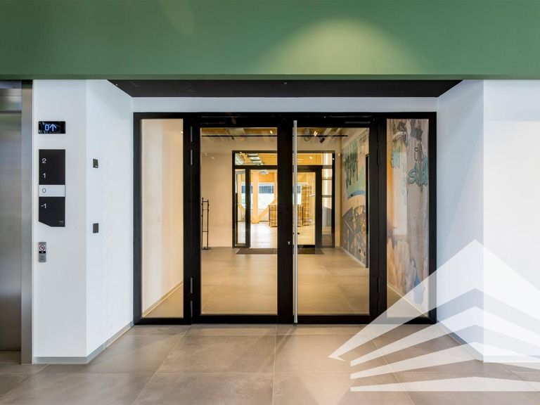 Eingang Büro