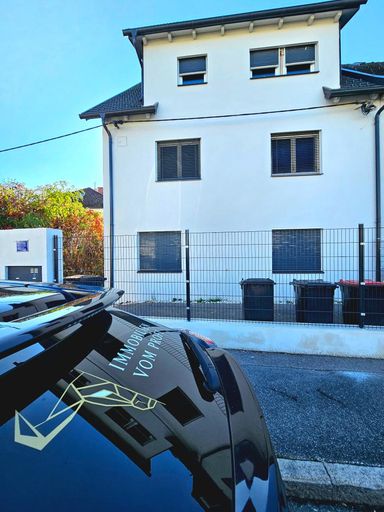 viele freie Parkplätze in der Umgebung