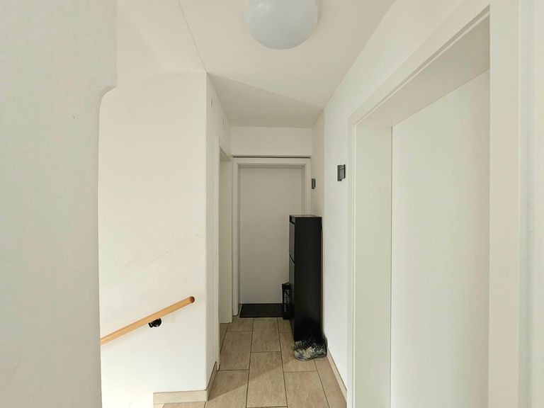 Flur "EG" mit Top 1 + 2,links AR zu einer WHG