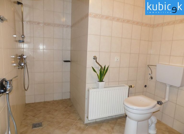 Badezimmer mit WC