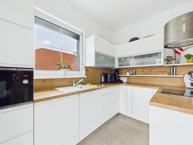 Zweifamilienhaus in Illmitz Küche OG