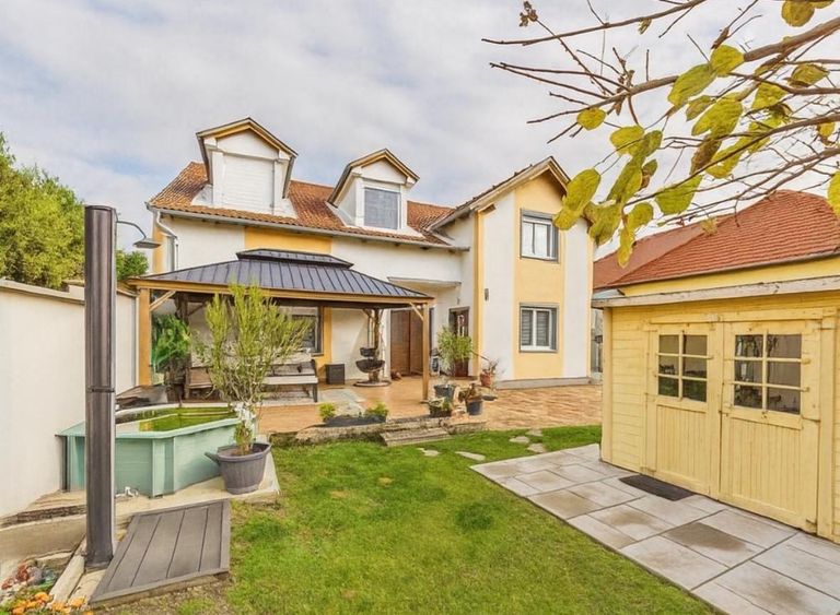 Zweifamilienhaus in Illmitz Gartenansicht