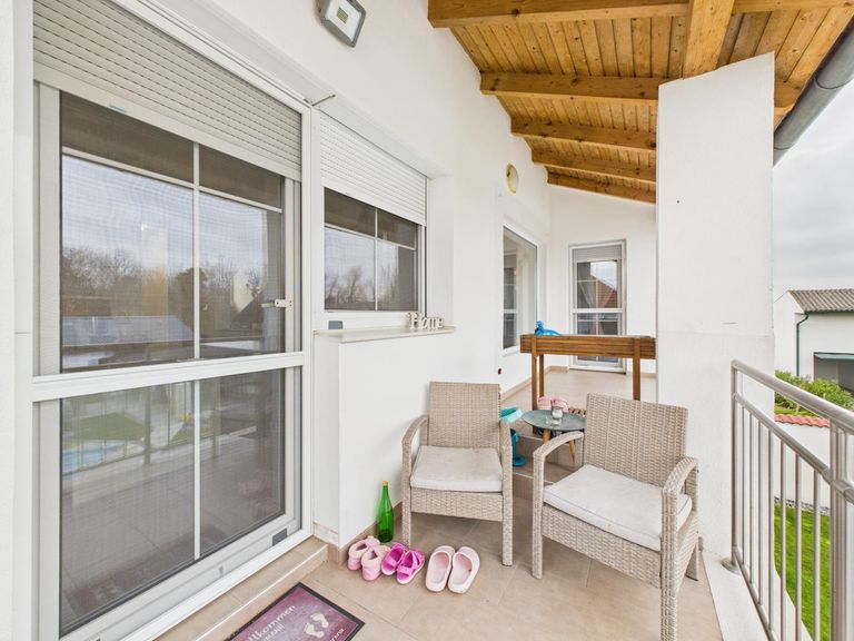 Zweifamilienhaus in Illmitz Balkon OG