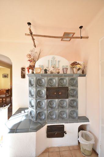 Wohnbereich - Renovierungsbedürftiges und geräumiges Haus mit Geschäftslokal Kauf Aigen Salzburg