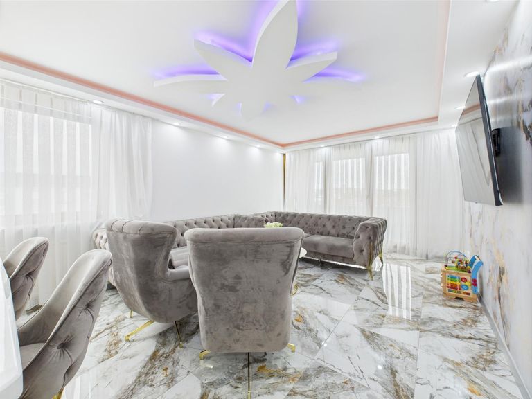 Wohn- und Essbereich 4