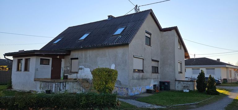 Haus Blick Nord-Ost Fassade