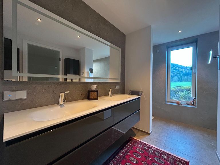 Doppelter Waschtisch