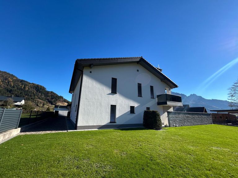 Ansicht Nord mit Garten