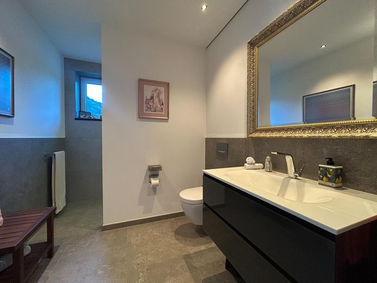 Badezimmer EG