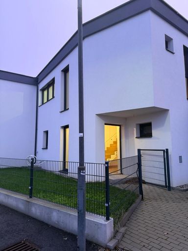 Straßenansicht
