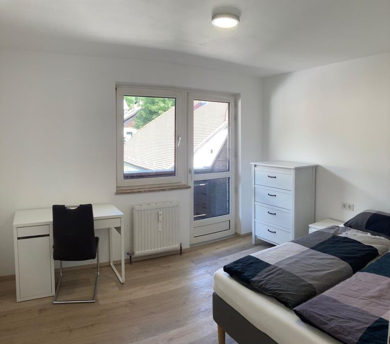 Schlafzimmer 1
