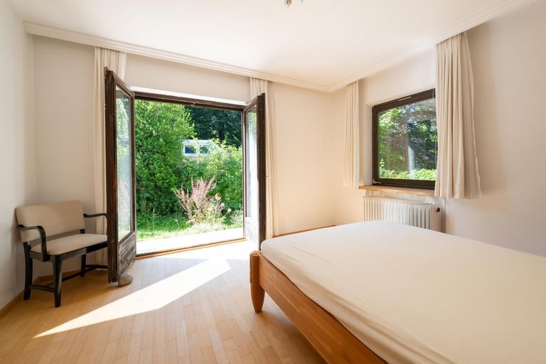 Innenansicht eines Zimmers (2)