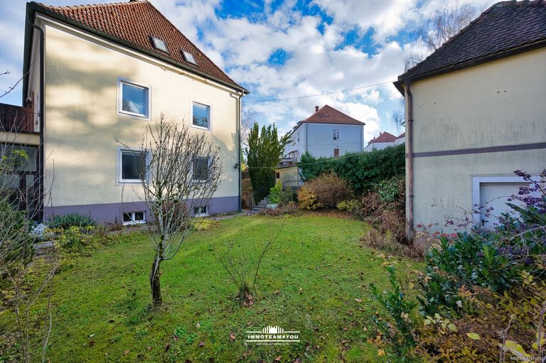 Blick auf das Haus vom Westen her