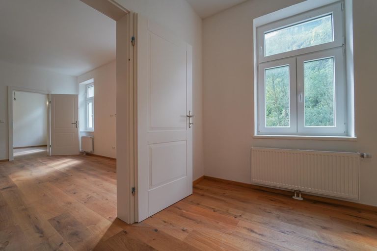 Schlafzimmer - Sicht Richtung Wohnzimmer