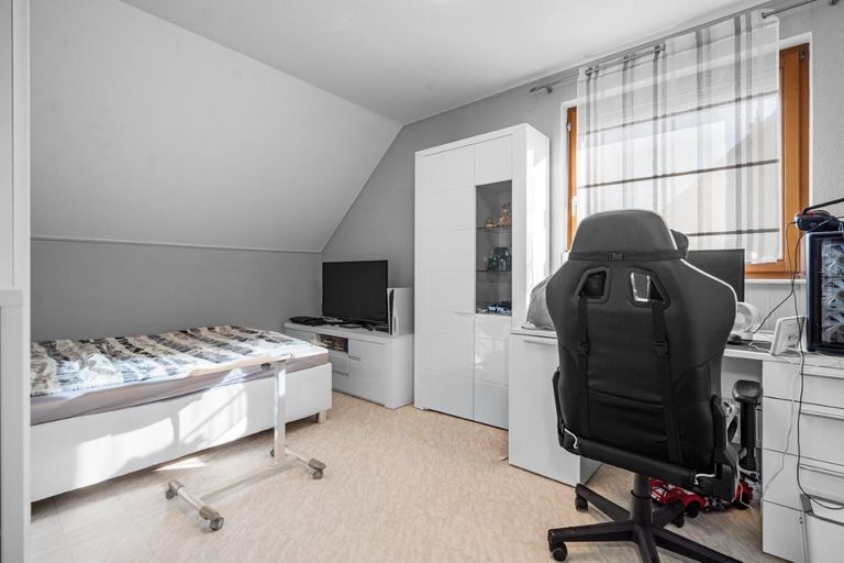 DHH 2201 13 Jugendzimmer OG